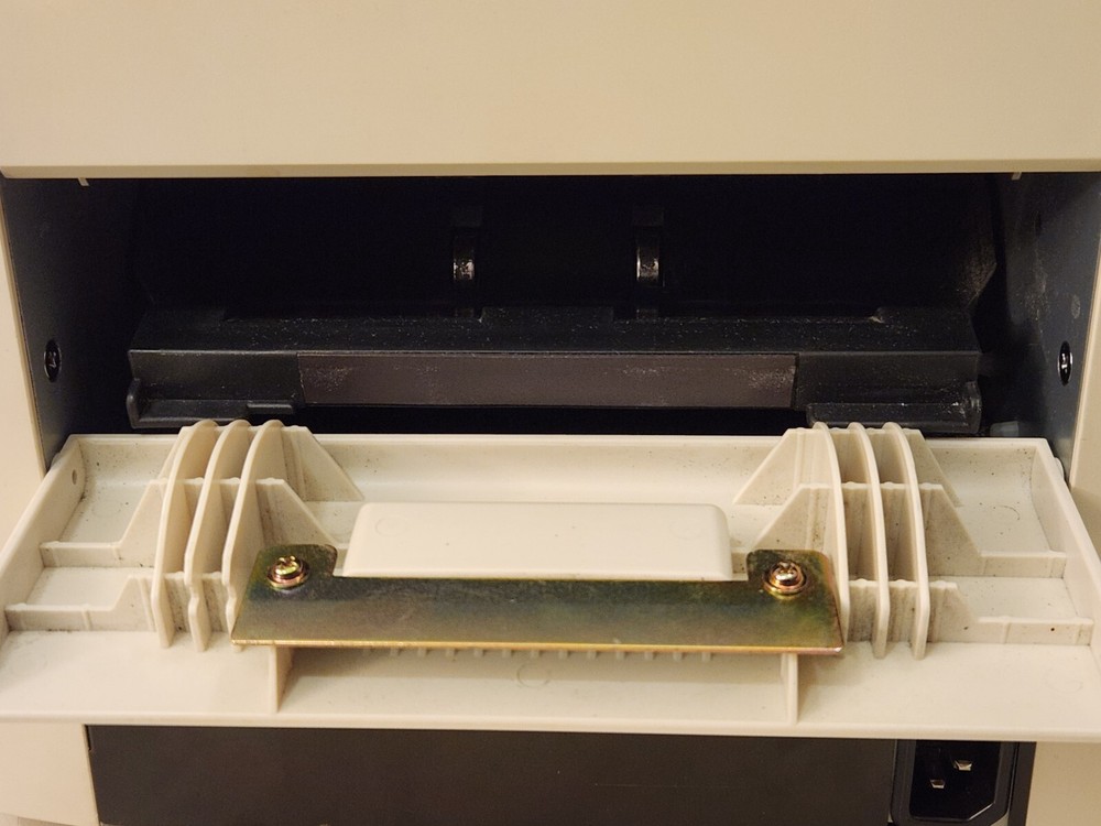 Glory GFR-S60 Mixed Bill Currency Counter/Sorter "NEEDS WORK"