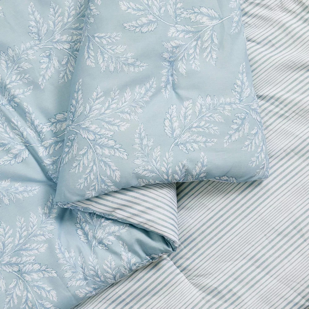 Modern Heirloom King Leaf Comforter Blue