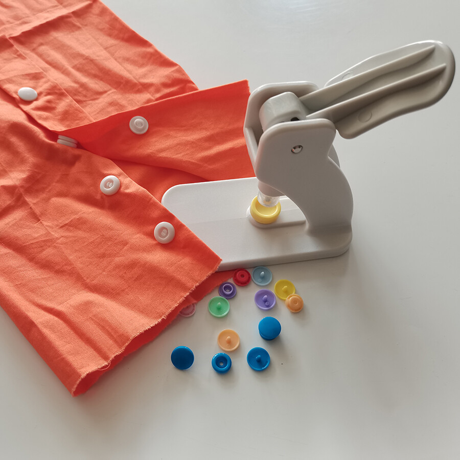 Desktop Four in One Installation Tool, Clothes Hidden Small Press Machine