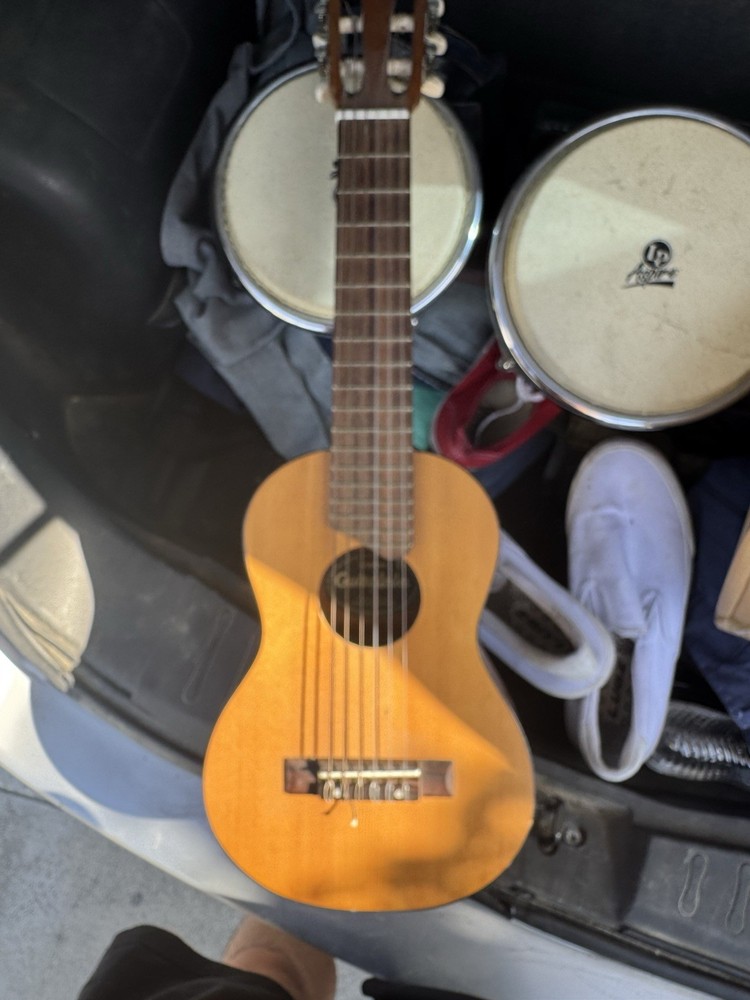 Yamaha GL1 Mini 6-String