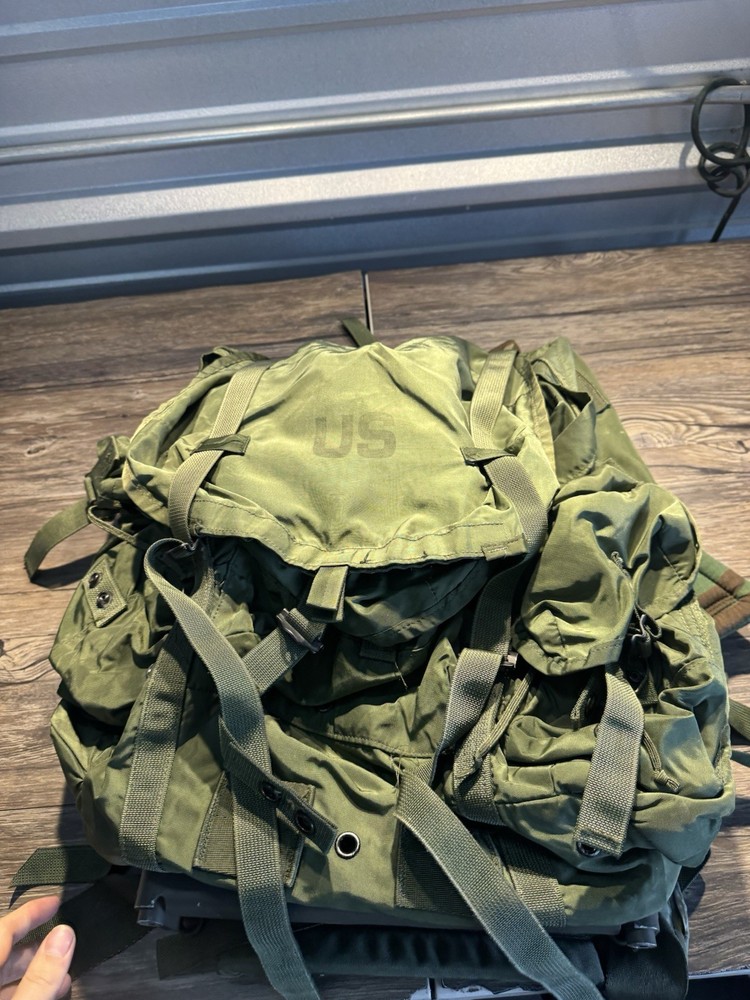 Field Pack Combat Nylon Large LC-1 Complete w/ Straps, and Frame