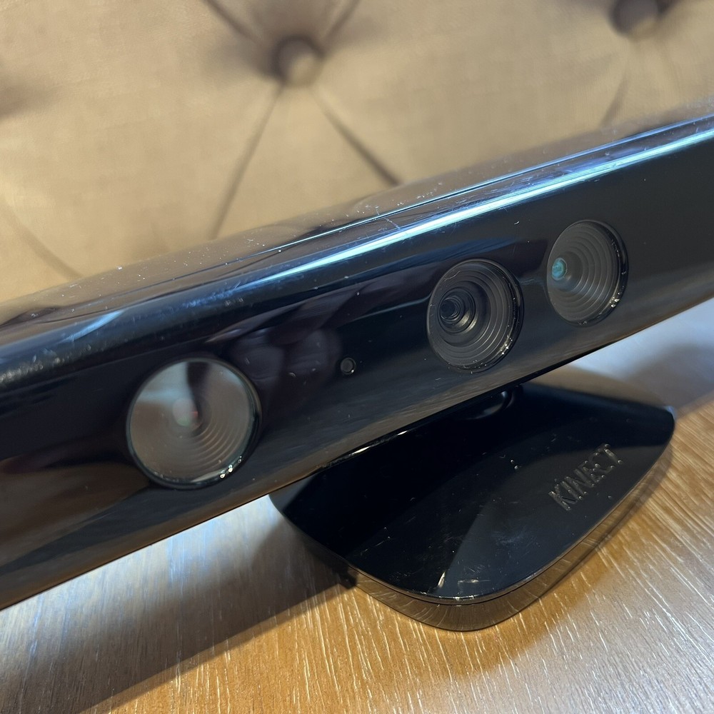 Microsoft 1414 Xbox 360 Kinect Sensor Bar Only - Black Model