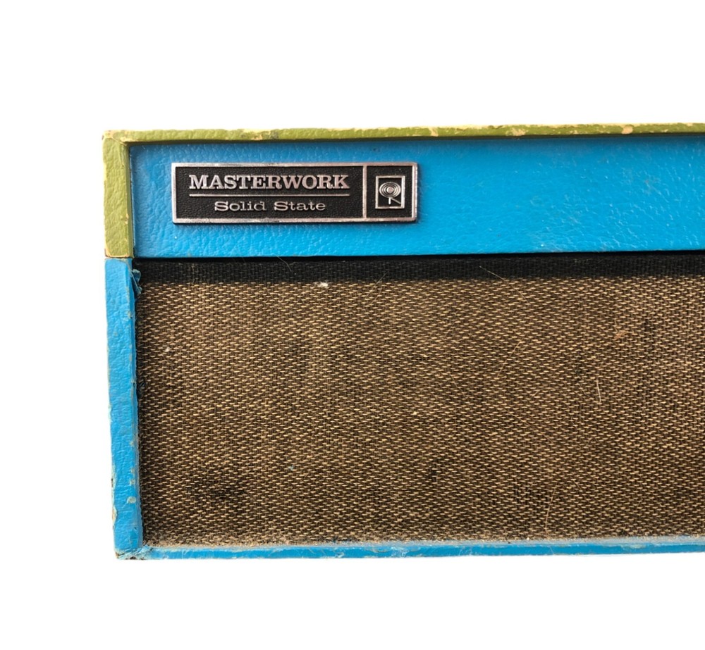 Vintage Columbia Masterwork Solid State Model M-2201 Phonograph Record Player