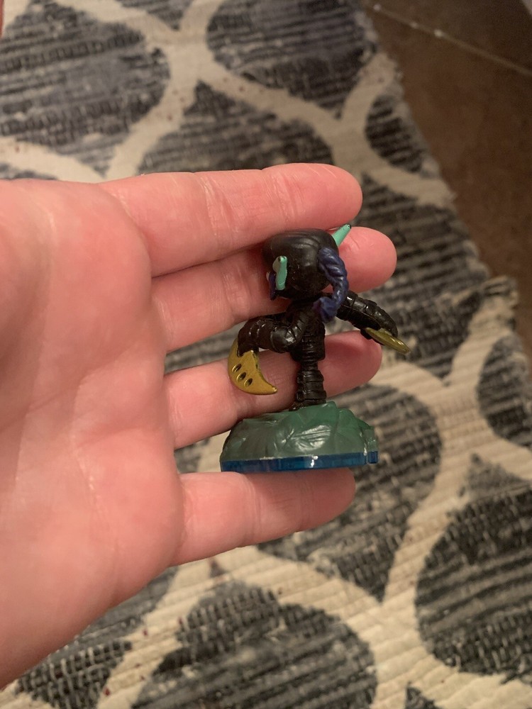 Skylanders Swap Force Ninja Stealth Elf Figure Activision 2013 Sticker Code Card