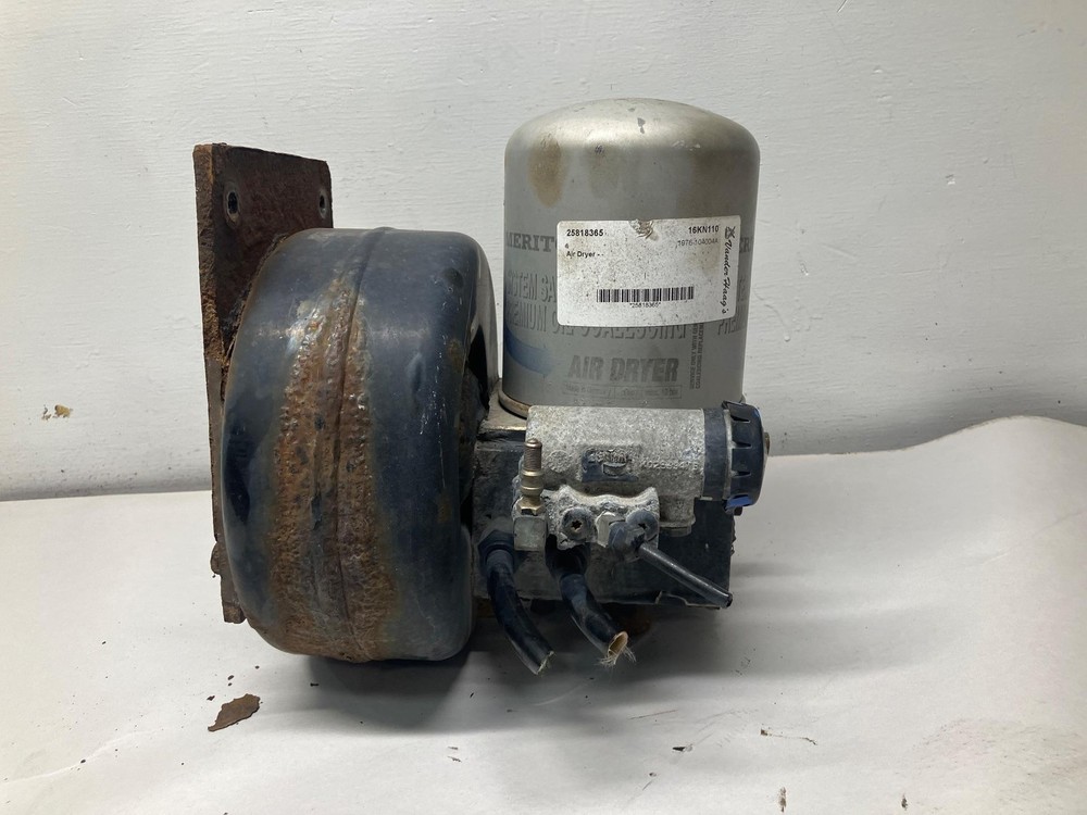 Bendix AD-IS Air Dryer - Used