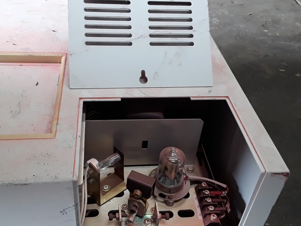 Hitachi U-2010 Spectrophotometer