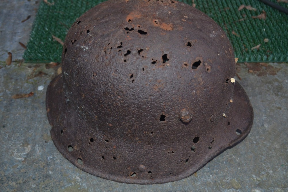 German helmet M16 Stahlhelm WW1 -