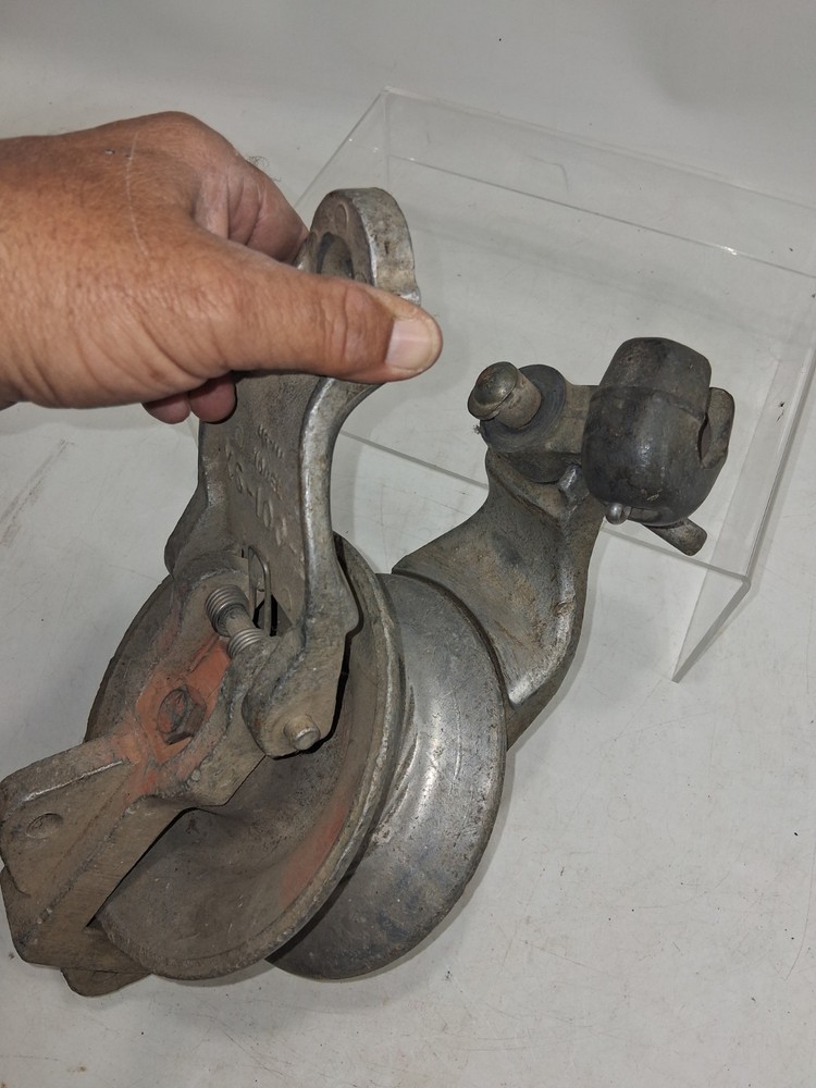 Sherman Reilly Model XS-100-B Stringing CABLE BLOCK PULLEY TOOL