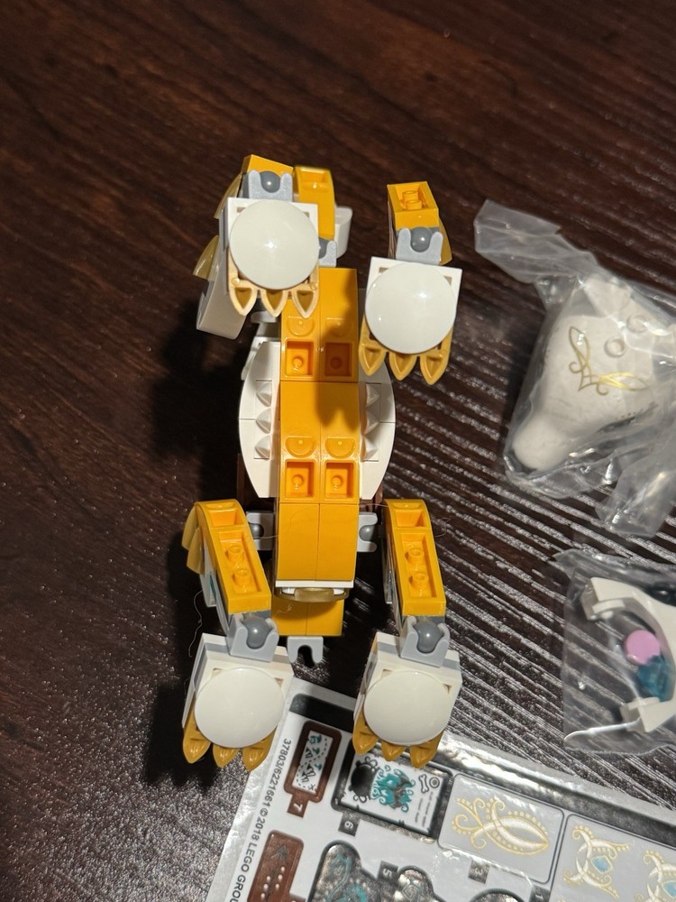 Lego Elves 41195 White Wolf Creature - Read Description