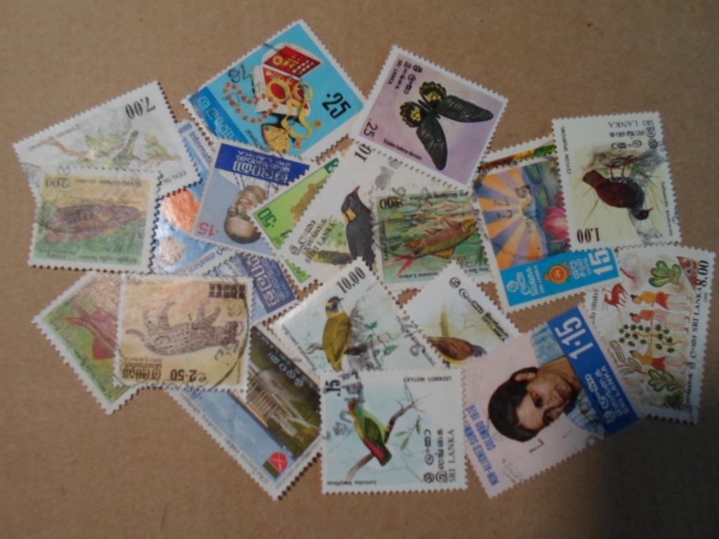 Collection lot 25 different stamps of Sri Lanka