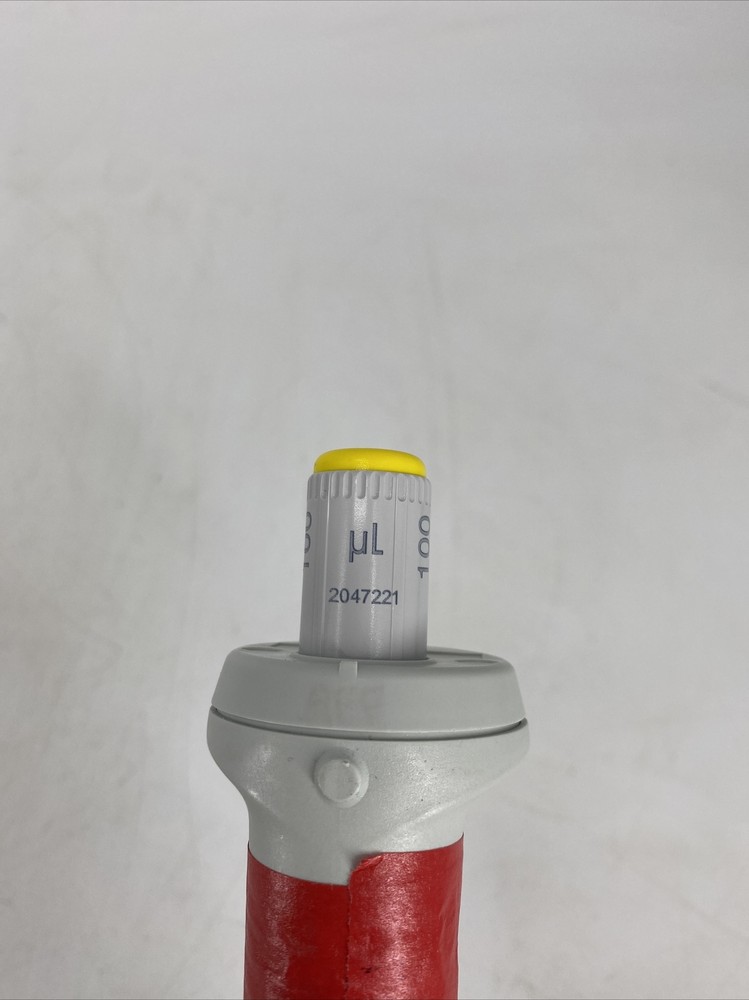 Eppendorf Reference 100 µL Single Channel Pipette 2047221
