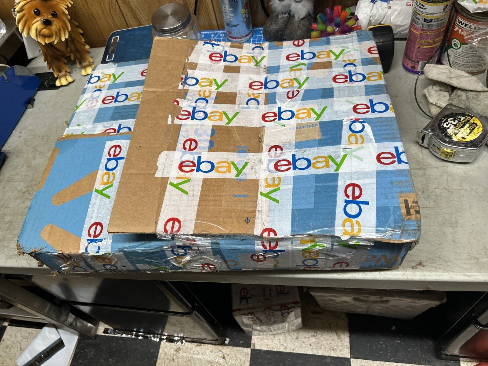 WALLWRITE WW-100SC-T93 Wall Mounted Desk, 20x13-1/2x3-3/8 In, Yellow with key