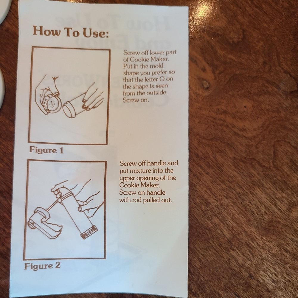 VINTAGE Fuller KITCHEN WORKS COOKIE MAKER "gun" 1976 includes Instructions/guide