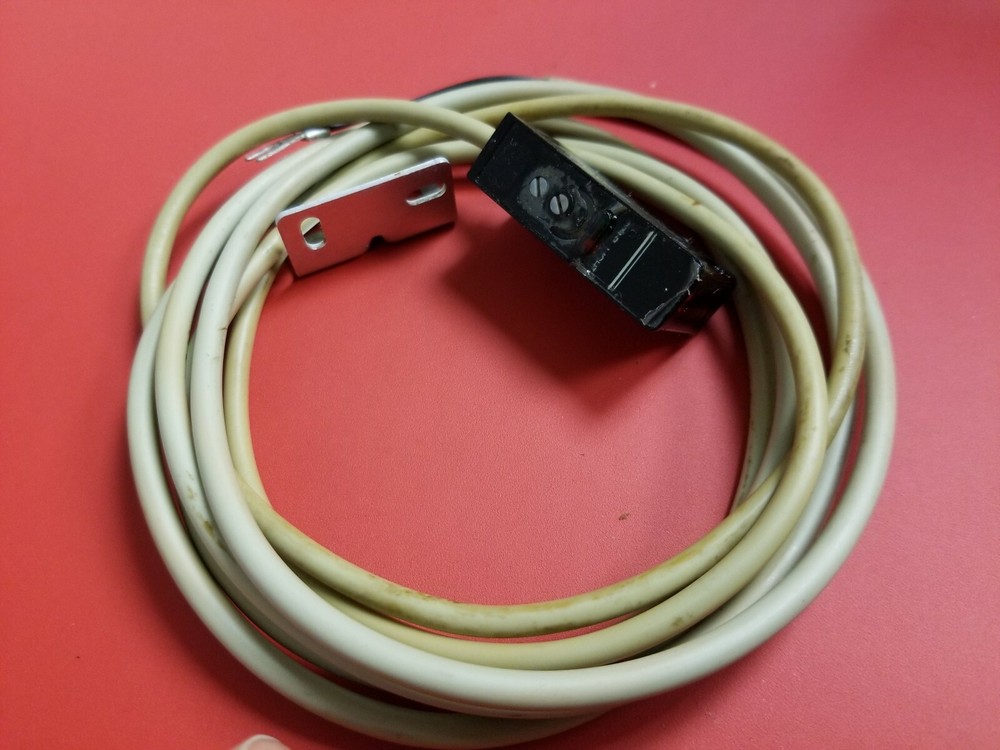 Yamatake Photoelectric Microswitch Sensor HPA-R11