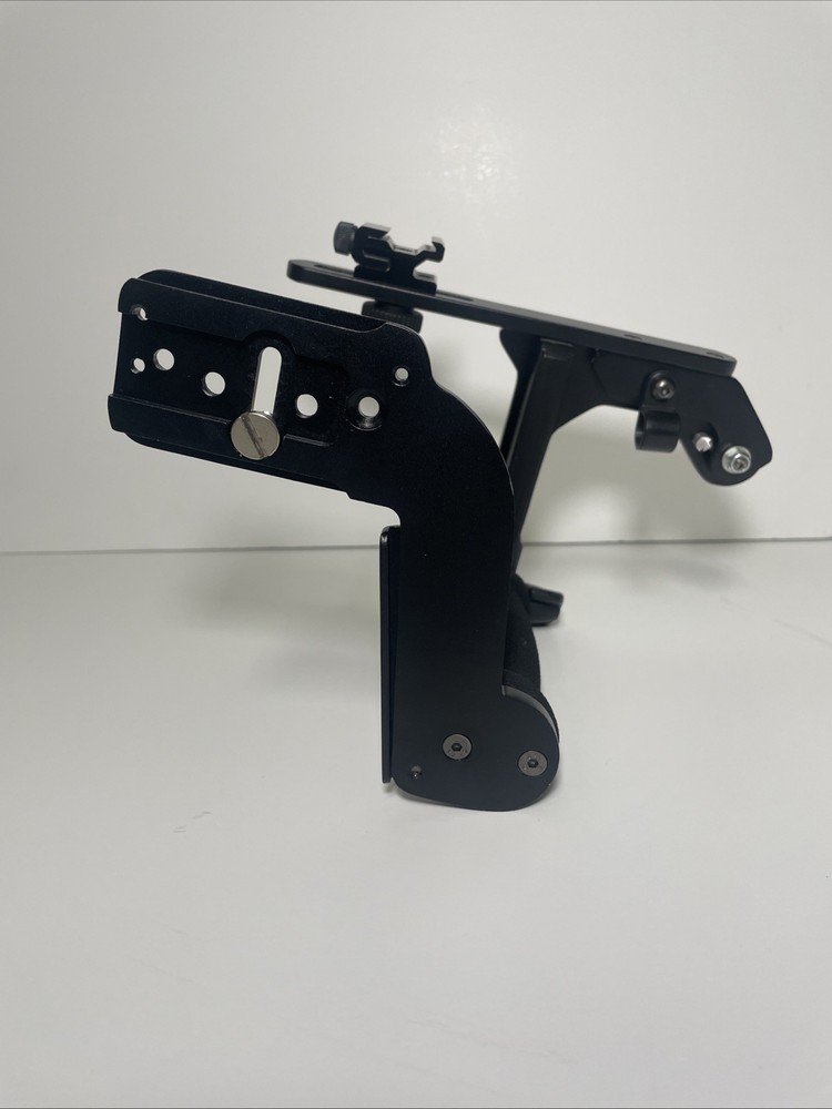 ProMaster Flash Bracket Pro w/ Dovetail Mount (#5528)