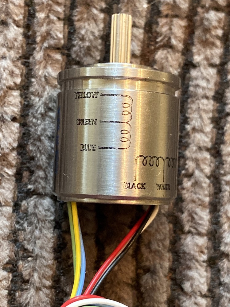 CLIFTON PRECISION 28VDC STEPPER MOTOR TYPE MSA-8-BF-1