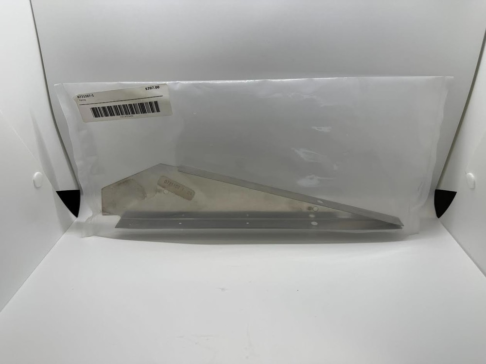 0721107-1 fairing cessna