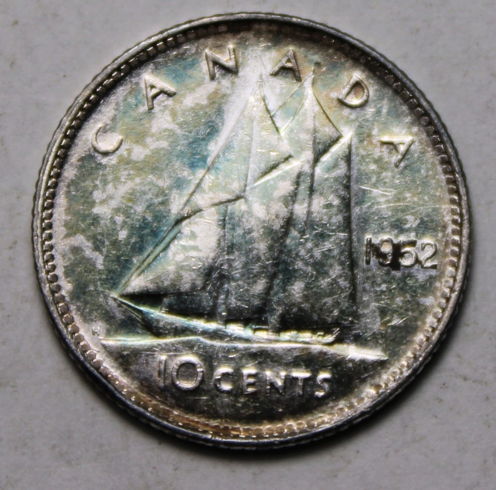 Canada 1952 Silver 10 Cents, Nice Grade (C704)