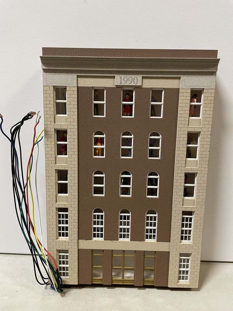 Todd Arch. Model 8”x12” Version S2-2 5 Story Cityscape Lit