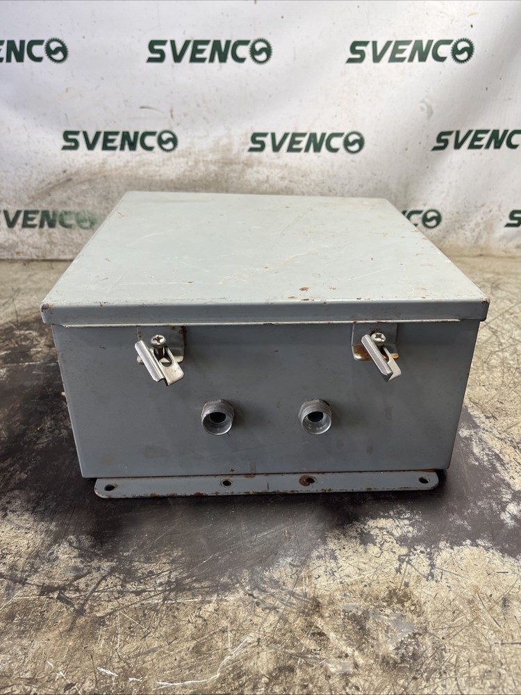 Circle AW B-Line Type 4 Enclosure And Rectifier LR78446
