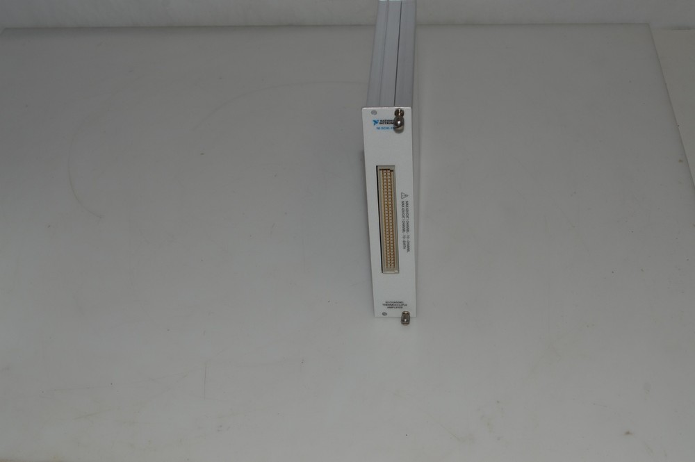 National Instruments SCXI-1102 Thermocouple Amplifier / Voltage Input   (QPY44)