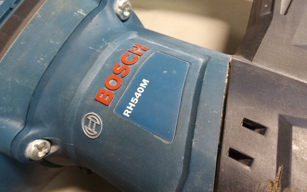Bosch RH540M Combination Rotary Hammer