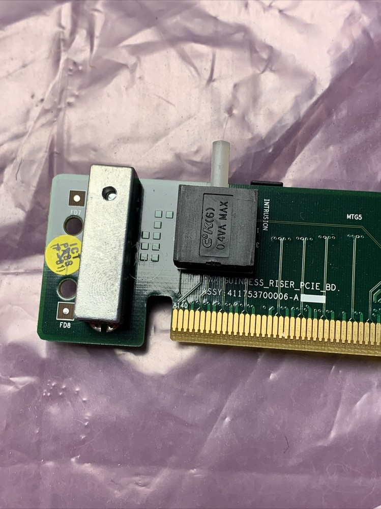 Used Dell 0GR603 PCI-E 8X Riser Board for PowerEdge SC1435