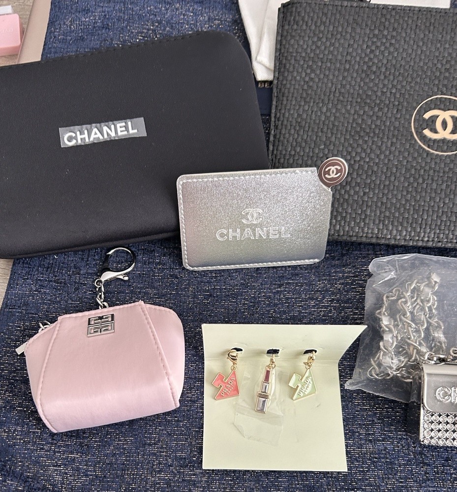 Gift With Purchase Bundle 8 Piece Bundle Set Dior Prada