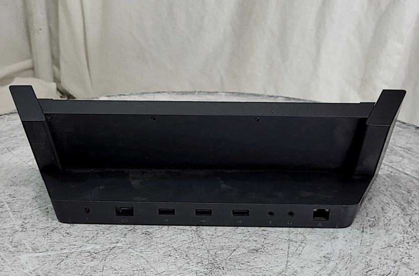 Microsoft 1617 Docking Station SEE NOTES