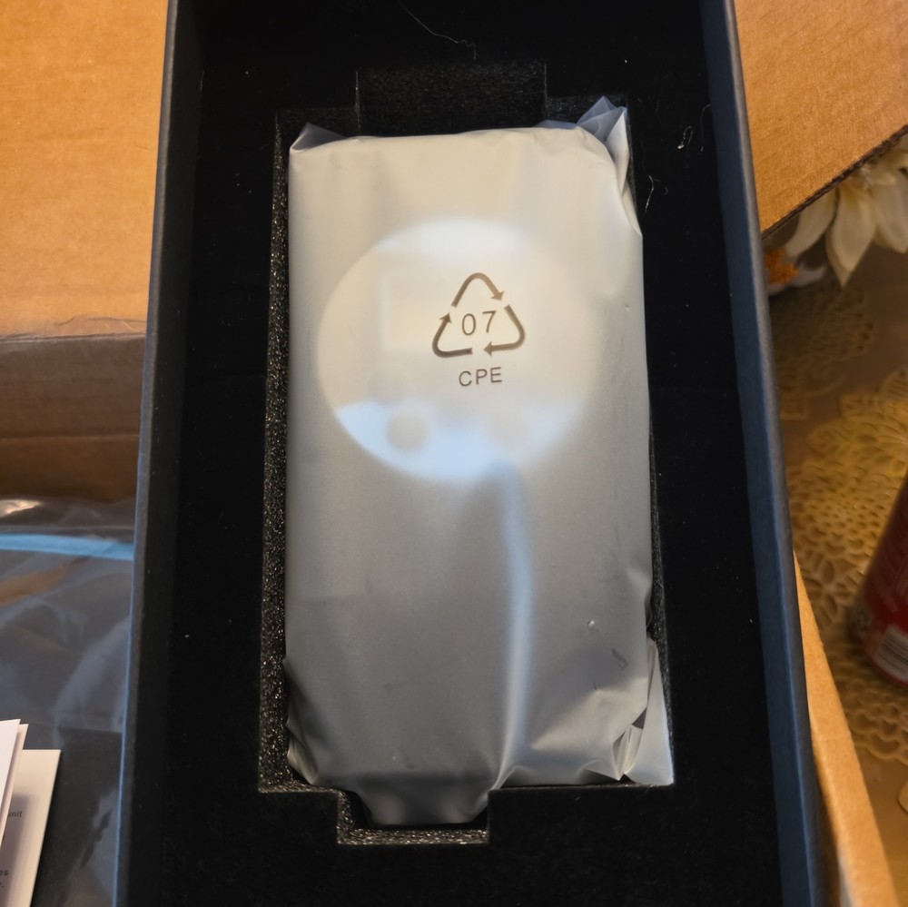 Cold Compression LEFT Shoulder Therapy: Wrap and Device-Brand New