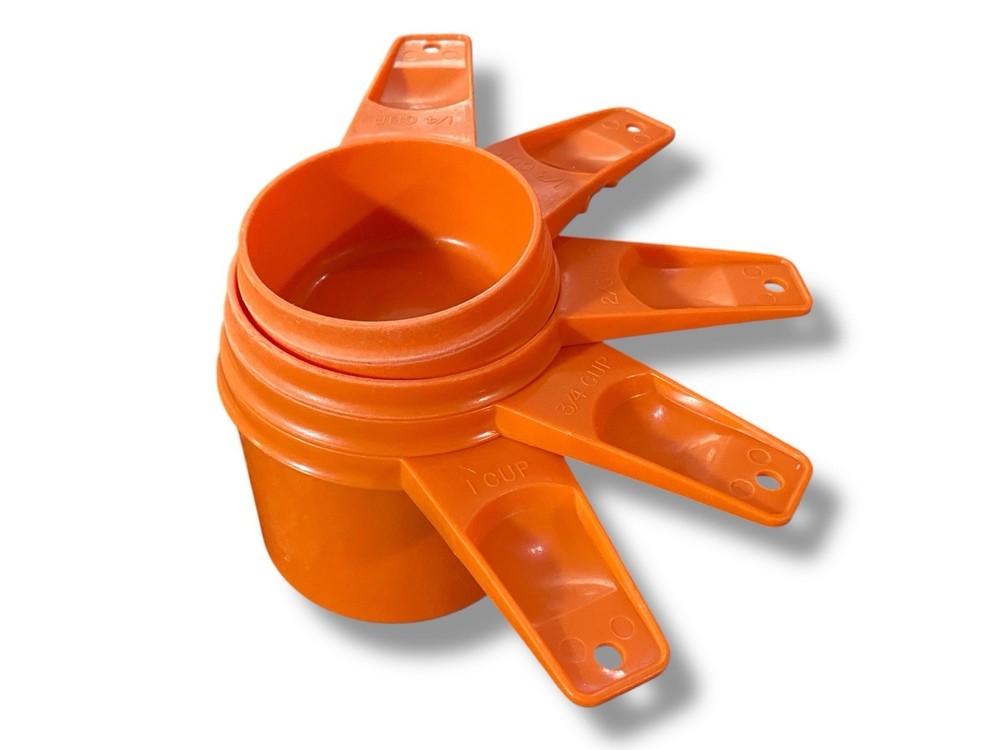 Harvest Orange Tupperware Measuring Cups Set