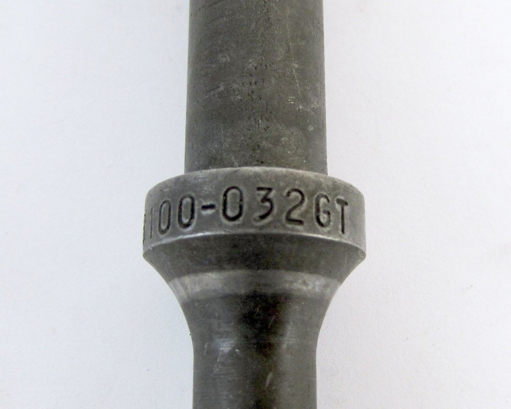 08100-032GT Cupped Straight Rivet Length 7-1/2"