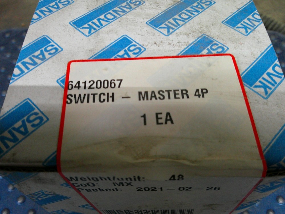 New OEM Sandvik Switch - Master 4P 64120067