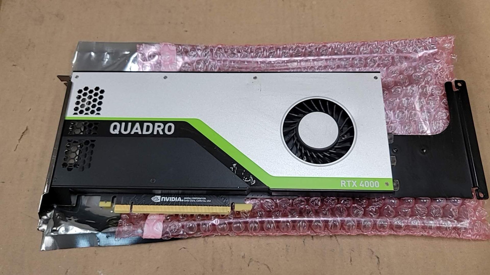 Lenovo FRU: 02RJ009  Nvidia Quadro RTX 4000 (3xDP,1xVirtualLink) - 8GB GDDR6