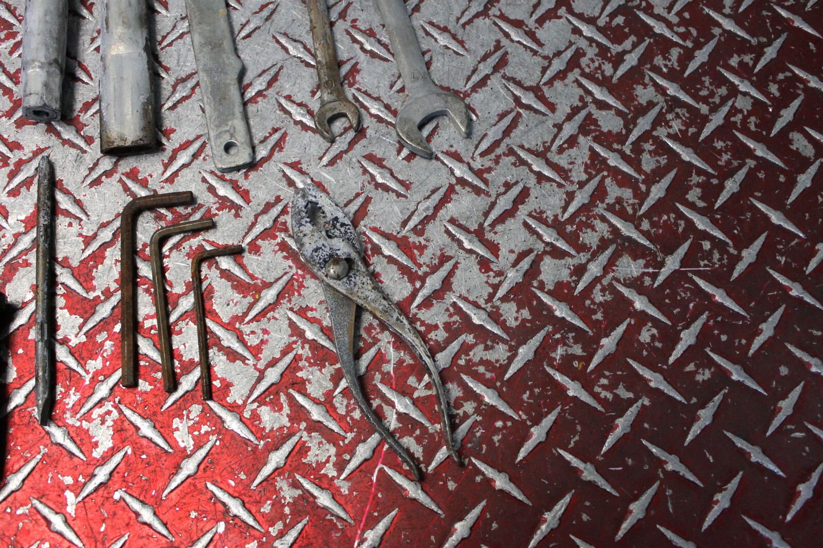 1999 - 2007 SUZUKI HAYABUSA GSX1300R OEM TOOL KIT & BAG DND