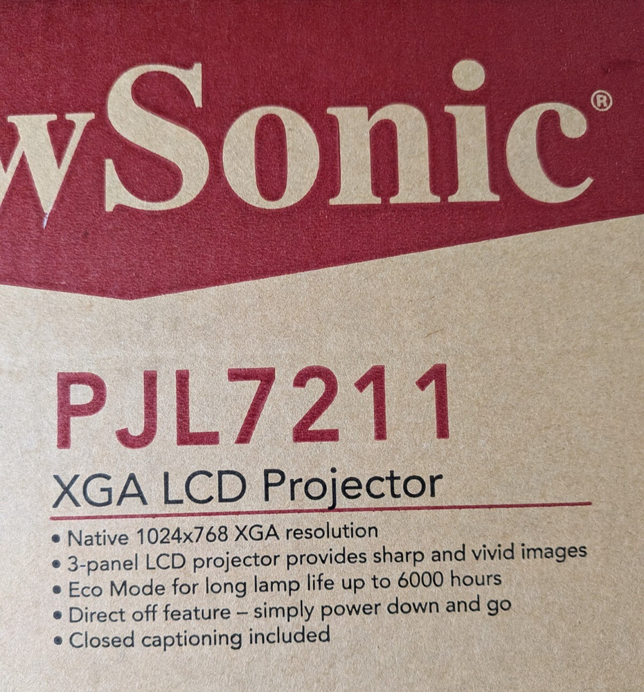 ViewSonic PJL7211 XGA LCD Projector
