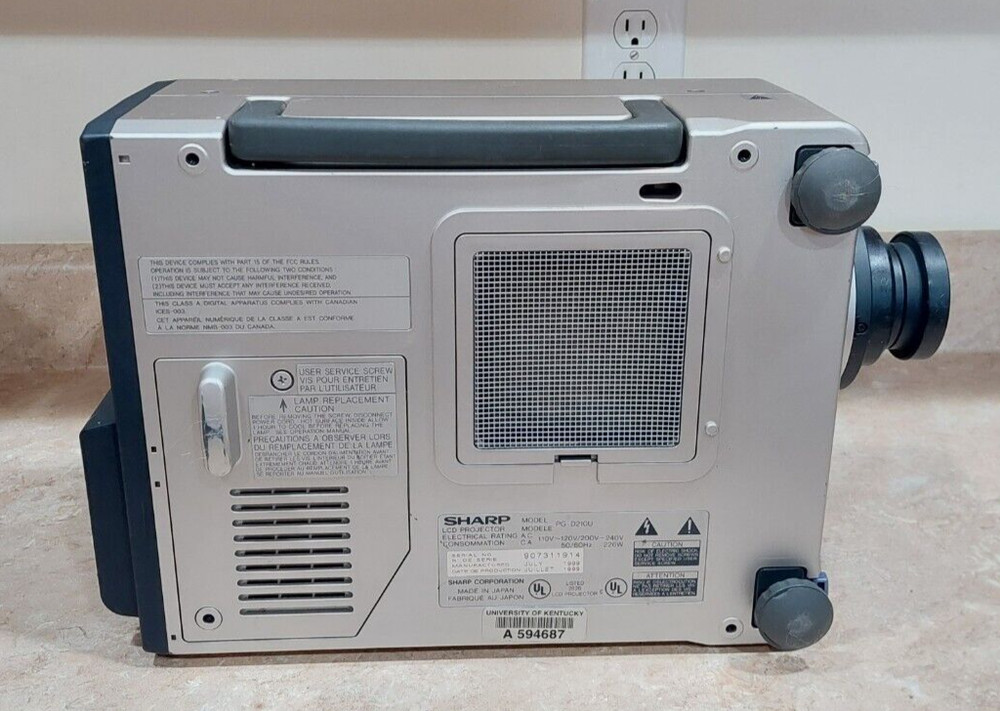 Sharp PG-D210U Digital LCD Projector Business Presentation Unit Home Theater