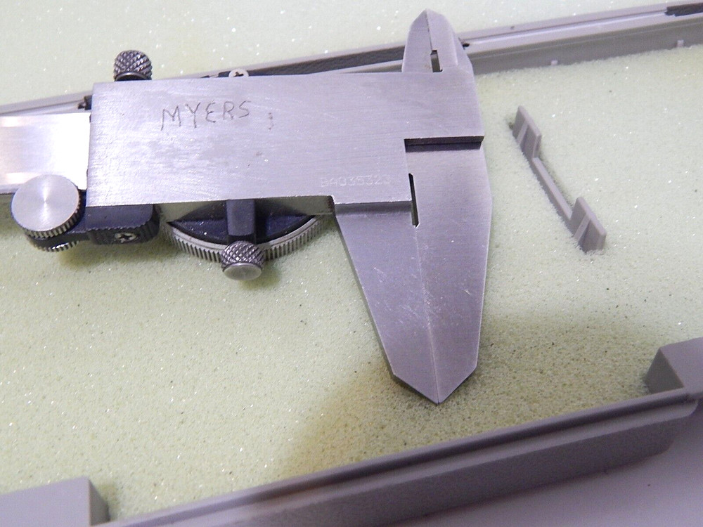 MITUTOYO 505-637-50 0-6" DIAL CALIPER