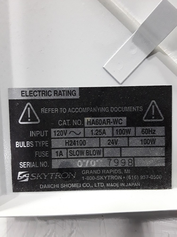 Skytron Mini Argos Surgical Light