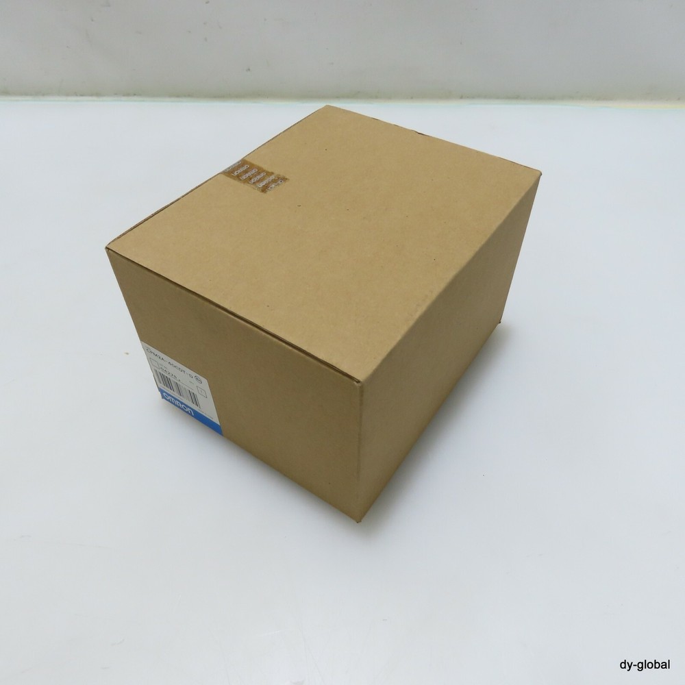 Omron CPM2A-40CDT-D Programmable Controller Module Automation New in box