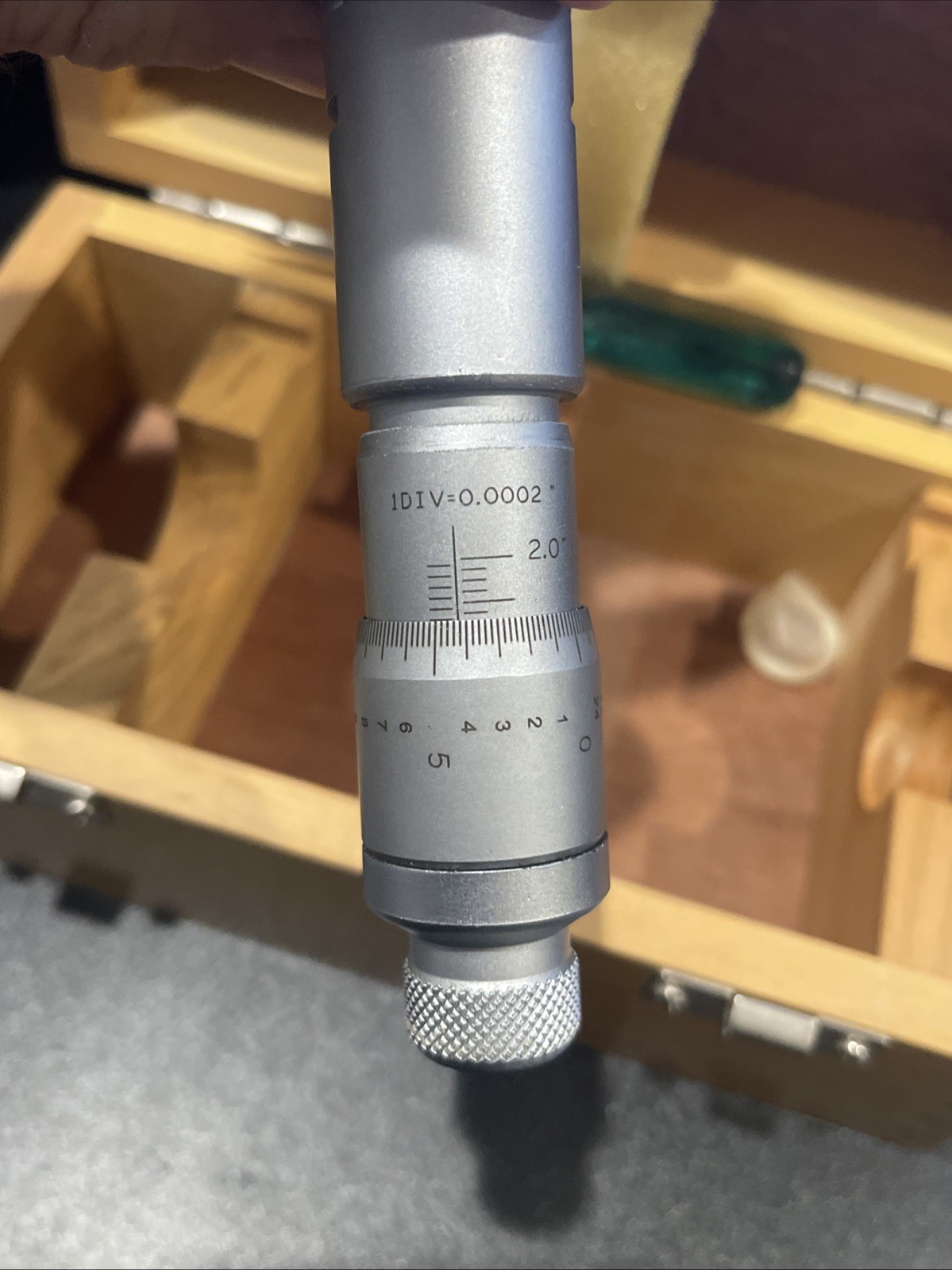 SPI 10-741-7 Mechanical 3-Point Hole Micrometer: 1.6" to 2" Range