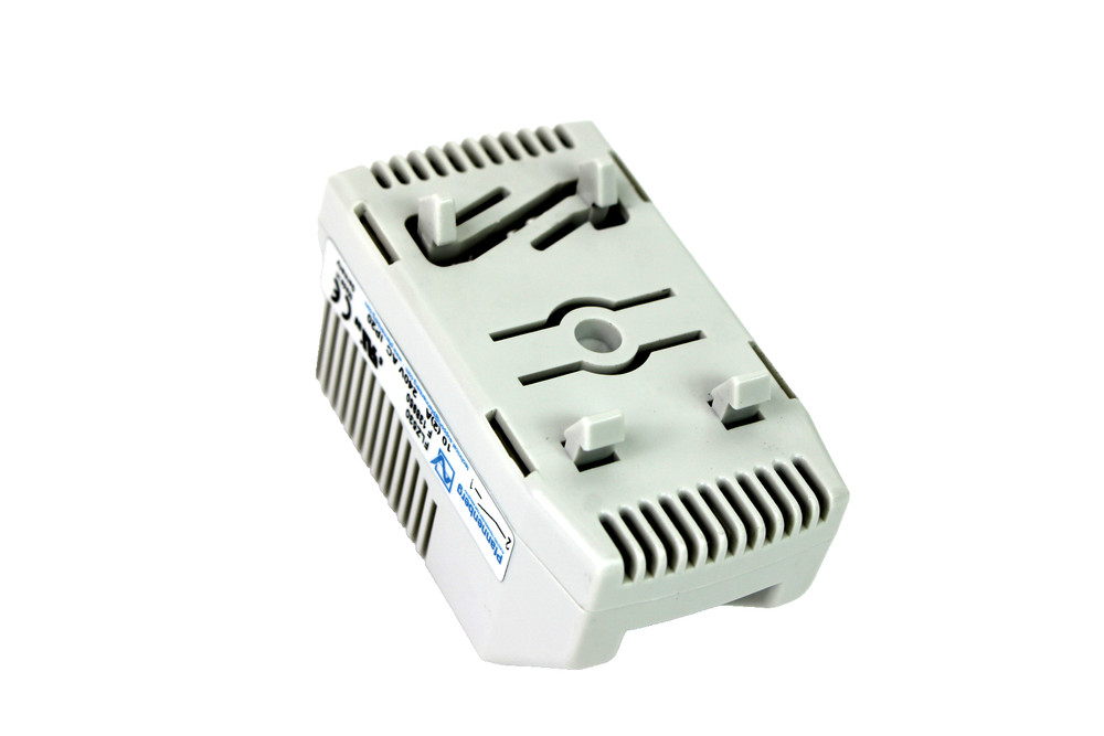 Pfannenberg FLZ530 Thermostat Controller, 240V AC