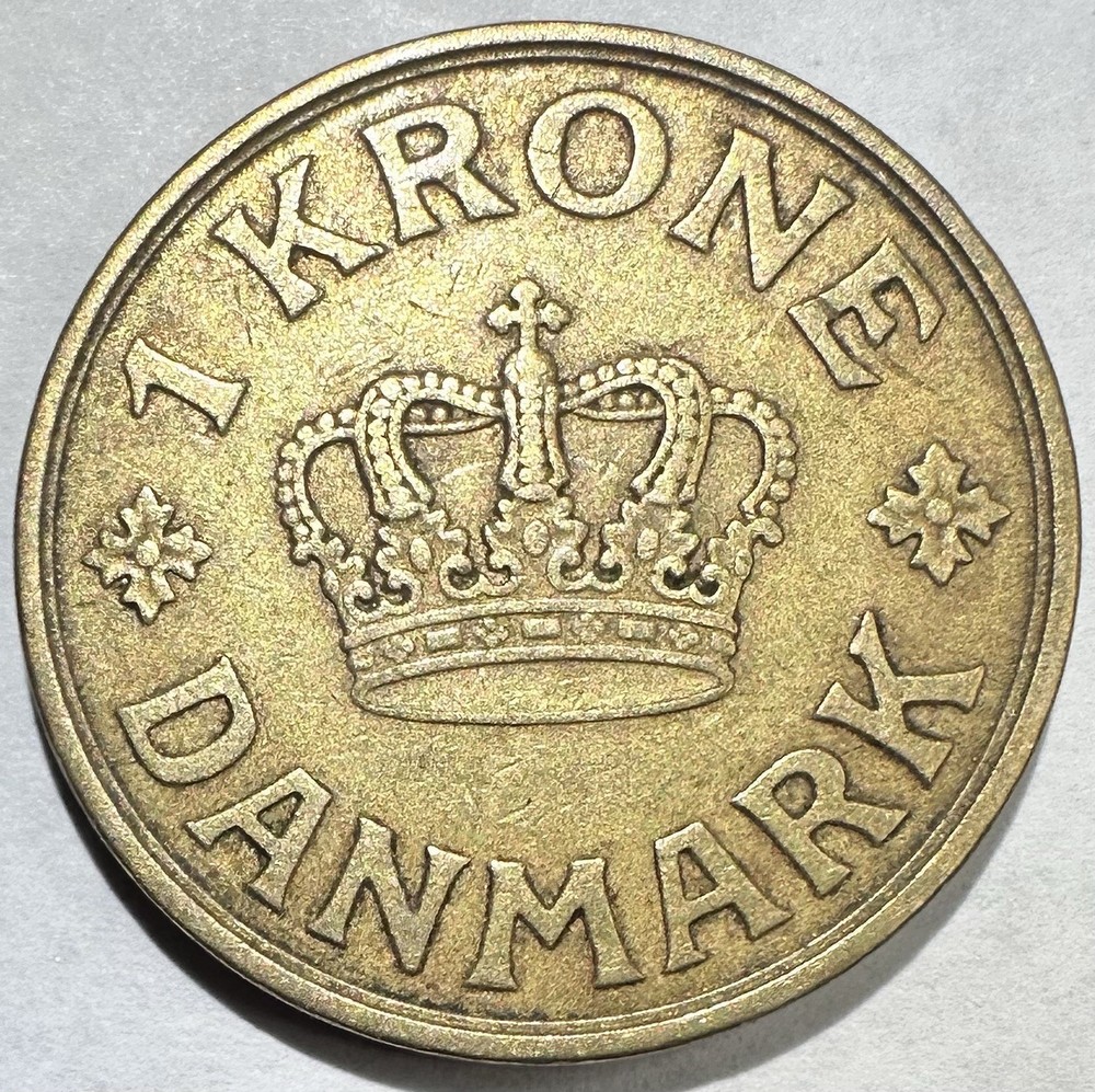 1935 Denmark 1 Krone, VF Key Date!