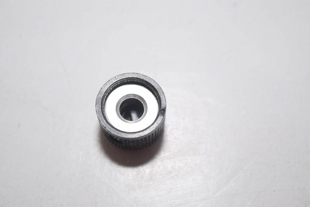Vintage Dark Brown/Silver Plastic Radio Knobs 11/16" Diameter (g)