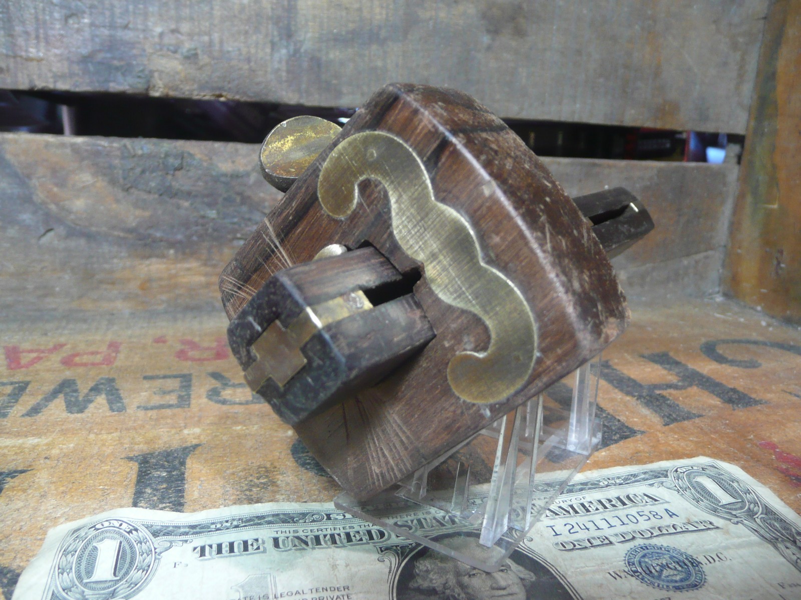 Vintage Rosewood and Brass Marking Gauge.
