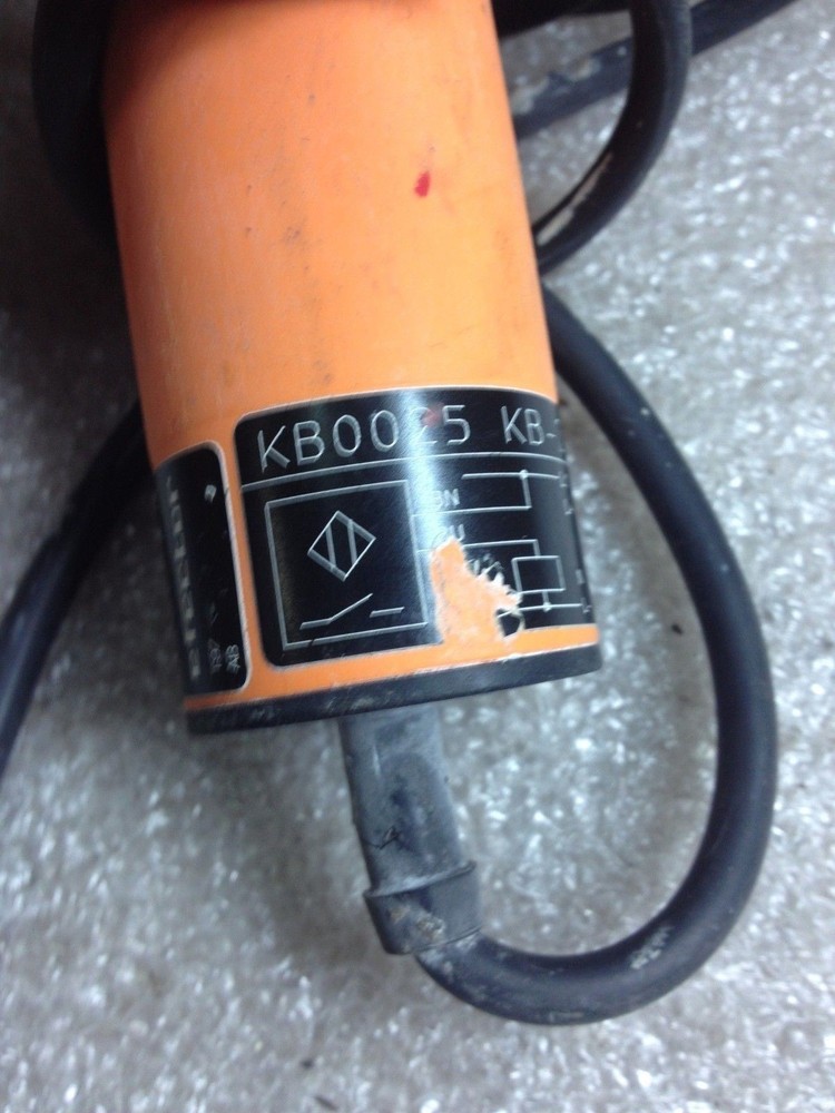 IFM EfectorKB-2020-ABOA PROXIMITY SWITCH