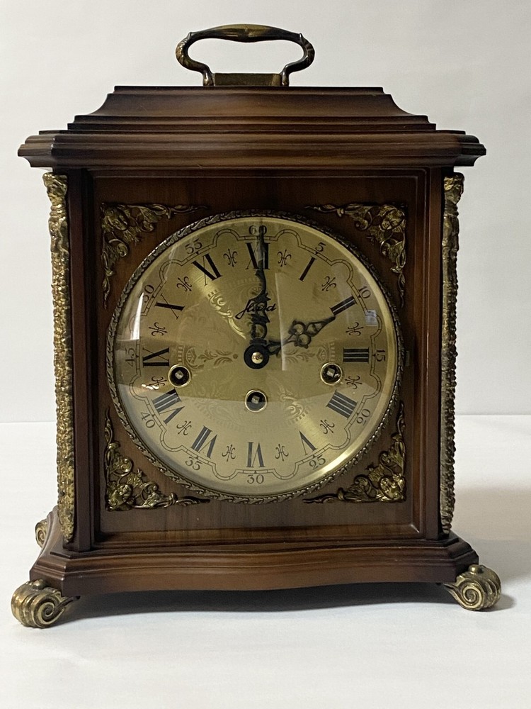 table clock vintage