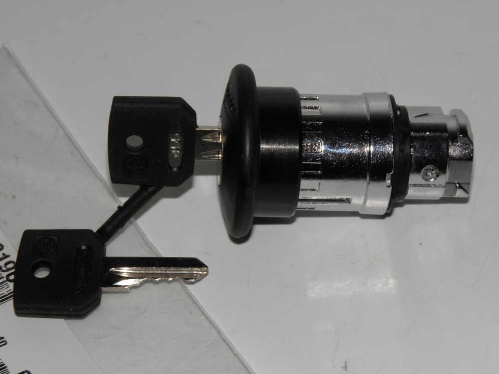 Schneider Electric Pushbutton Key switch 28SW0196