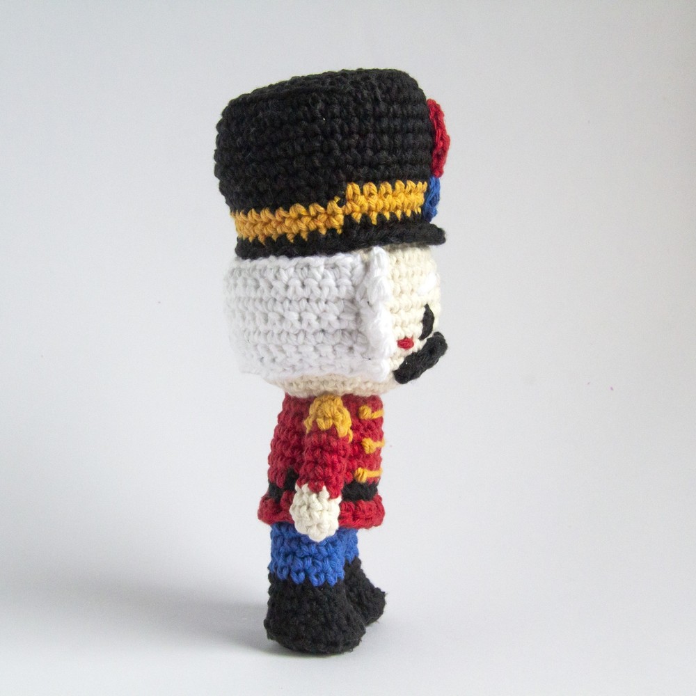 Hoooked DIY Crochet Kit Nutcracker Fritz PAK367