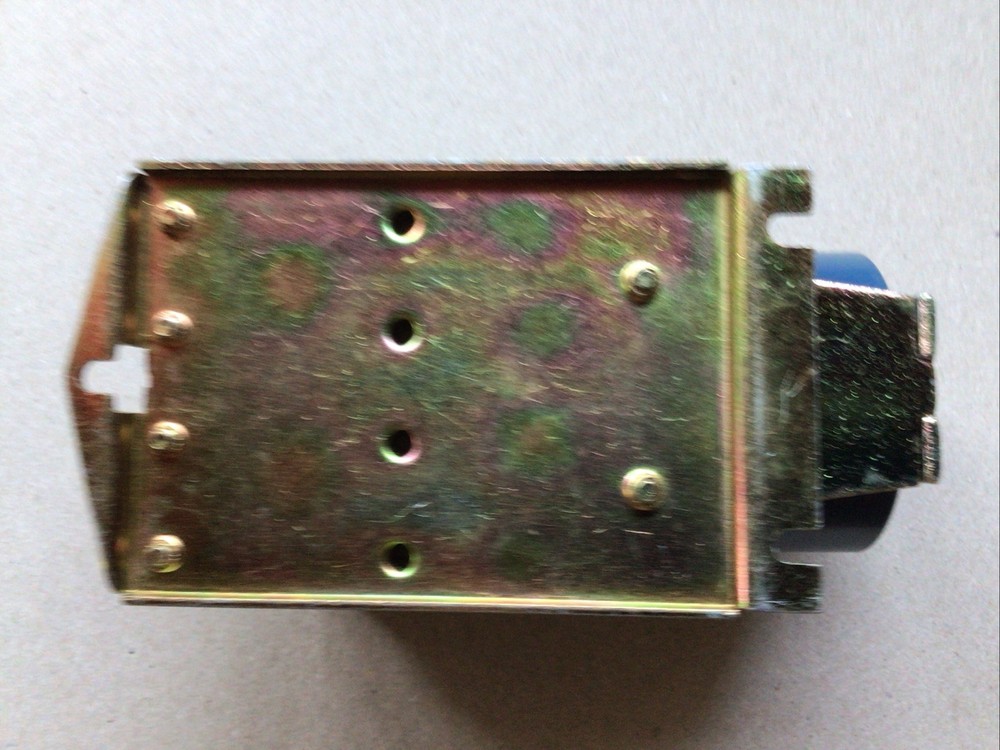 Joslyn Clark 4U4 Control Relay Type PM